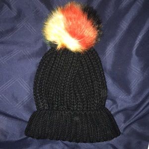 Pom Pom hat